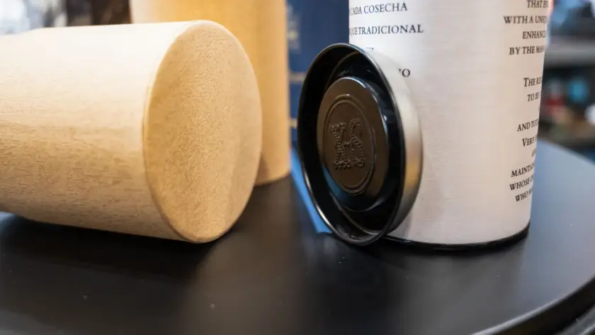 estuches cilíndricos fatecsa